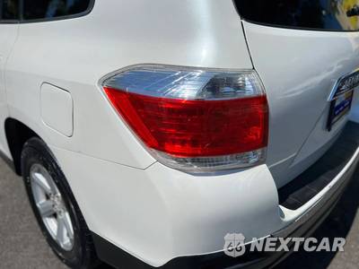 2013 Toyota Highlander - zdjęcie 9 z 45 - miniatura