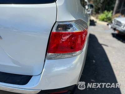 2013 Toyota Highlander - zdjęcie 10 z 45 - miniatura