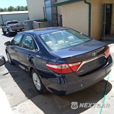 2017 Toyota Camry LE - zdjęcie 13 z 18 - miniatura