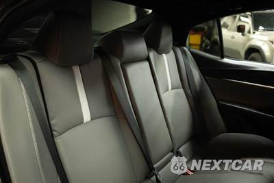 2025 Toyota Camry SE - zdjęcie 16 z 29 - miniatura
