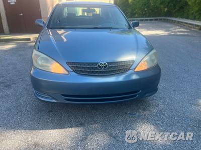 2002 Toyota Camry XLE - zdjęcie 5 z 13 - miniatura