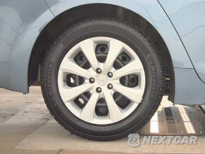 2021 Toyota Corolla LE Sedan - zdjęcie 11 z 27 - miniatura