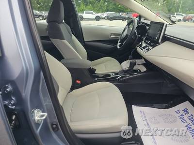 2021 Toyota Corolla LE Sedan - zdjęcie 14 z 27 - miniatura