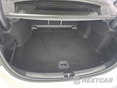 2023 Mercedes-Benz C 300 4MATIC Sedan - zdjęcie 13 z 18 - miniatura