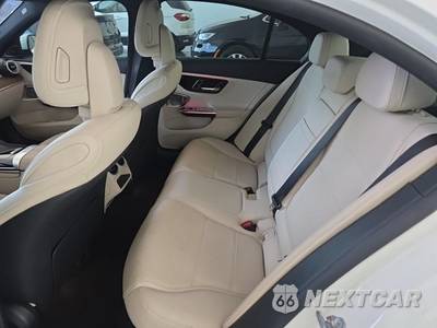 2023 Mercedes-Benz C 300 4MATIC Sedan - zdjęcie 10 z 18 - miniatura