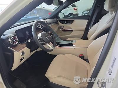 2023 Mercedes-Benz C 300 4MATIC Sedan - zdjęcie 7 z 18 - miniatura
