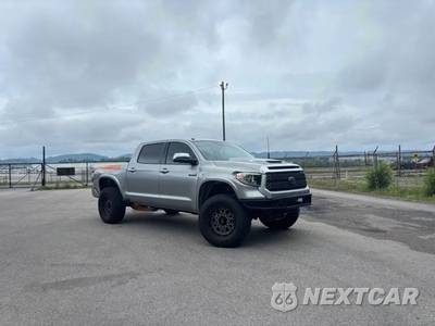 2019 Toyota Tundra Platinum Crew Cab Short Bed - zdjęcie 2 z 14 - miniatura