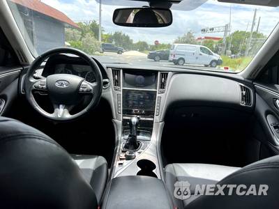2017 INFINITI Q50 2.0t - zdjęcie 17 z 24 - miniatura