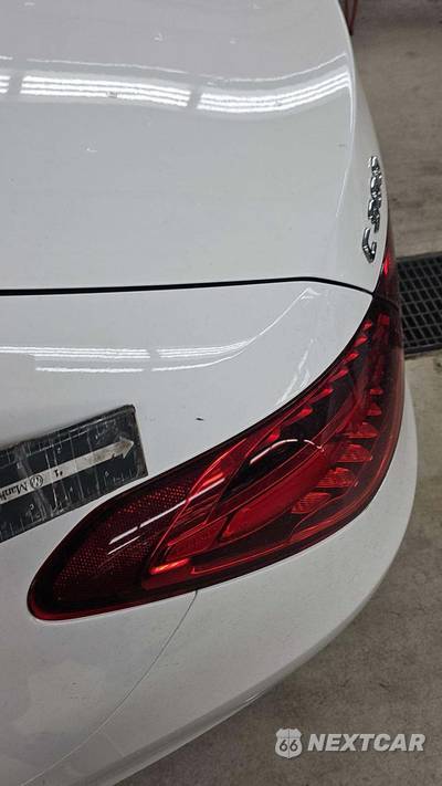 2024 Mercedes-Benz C 300 4MATIC - zdjęcie 26 z 30 - miniatura