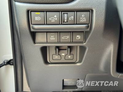 2025 Toyota Land Cruiser - zdjęcie 17 z 48 - miniatura
