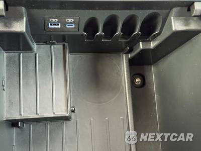 2023 Toyota Sequoia Limited - zdjęcie 32 z 48 - miniatura