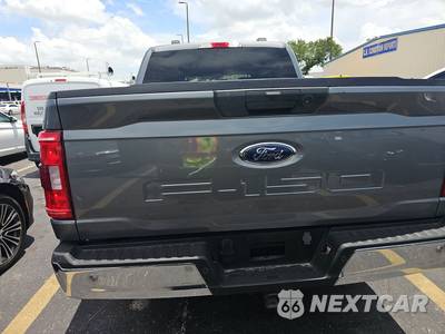 2023 Ford F-150 XLT Crew Cab Short Bed - zdjęcie 5 z 18 - miniatura