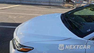 2020 Toyota Camry SE - zdjęcie 48 z 50 - miniatura