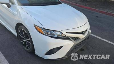2020 Toyota Camry SE - zdjęcie 22 z 50 - miniatura