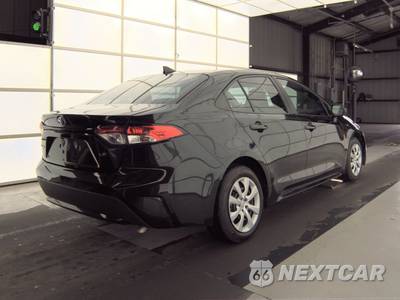 2022 Toyota Corolla LE Sedan - zdjęcie 4 z 43 - miniatura