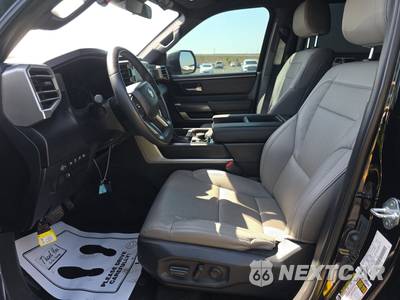 2025 Toyota Tundra SR5 Crew Cab Short Bed - zdjęcie 7 z 23 - miniatura