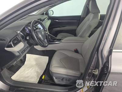 2019 Toyota Camry SE - zdjęcie 7 z 17 - miniatura