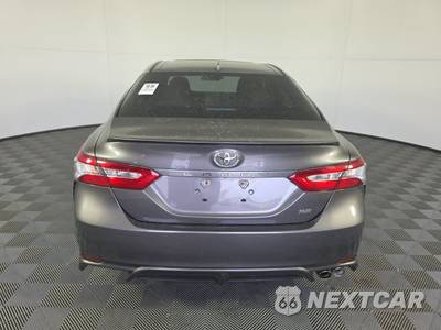 2019 Toyota Camry SE - zdjęcie 5 z 17 - miniatura
