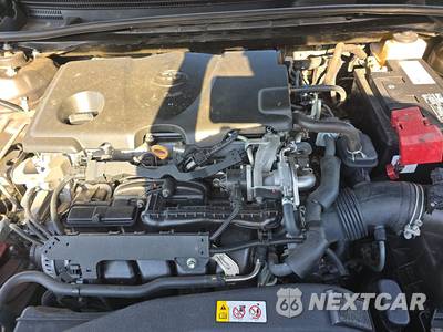 2020 Toyota Camry LE - zdjęcie 15 z 46 - miniatura