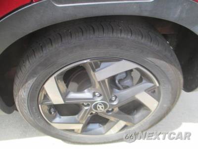 2025 Hyundai Venue SEL - zdjęcie 17 z 29 - miniatura