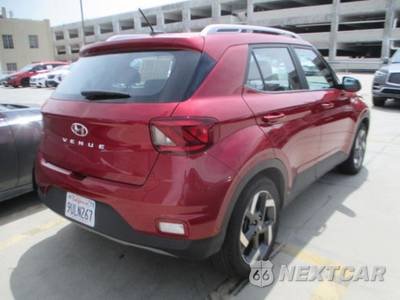 2025 Hyundai Venue SEL - zdjęcie 20 z 29 - miniatura