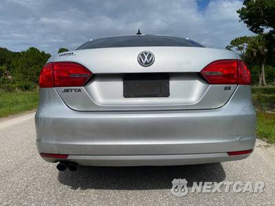 2014 Volkswagen Jetta SE Sedan w/Connectivity & Sunroof - zdjęcie 6 z 53 - miniatura