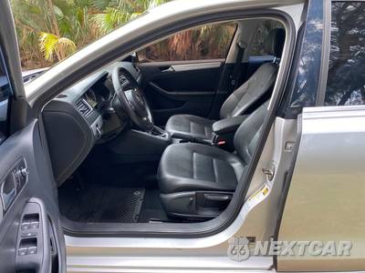 2014 Volkswagen Jetta SE Sedan w/Connectivity & Sunroof - zdjęcie 13 z 53 - miniatura