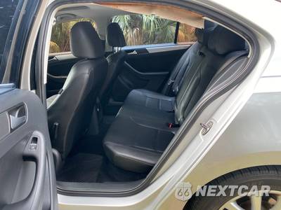 2014 Volkswagen Jetta SE Sedan w/Connectivity & Sunroof - zdjęcie 18 z 53 - miniatura