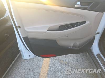 2017 Hyundai Tucson Limited - zdjęcie 9 z 19 - miniatura