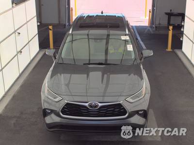 2021 Toyota Highlander XLE - zdjęcie 2 z 31 - miniatura
