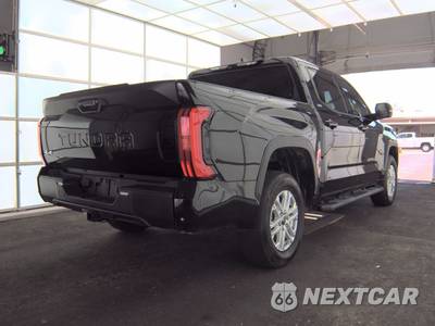 2023 Toyota Tundra SR5 Crew Cab Short Bed - zdjęcie 4 z 23 - miniatura