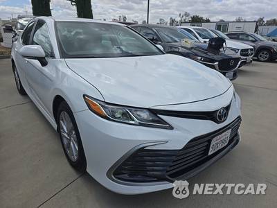 2023 Toyota Camry LE - zdjęcie 3 z 23 - miniatura