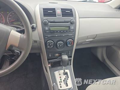 2010 Toyota Corolla - zdjęcie 11 z 29 - miniatura