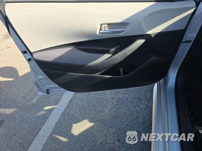 2021 Toyota Corolla LE Sedan - zdjęcie 9 z 25 - miniatura