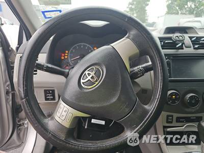 2013 Toyota Corolla LE - zdjęcie 10 z 17 - miniatura