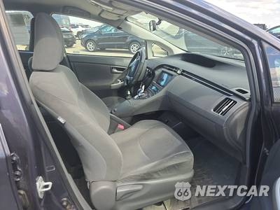 2010 Toyota Prius V - zdjęcie 8 z 24 - miniatura