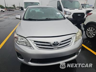 2013 Toyota Corolla LE - zdjęcie 2 z 17 - miniatura