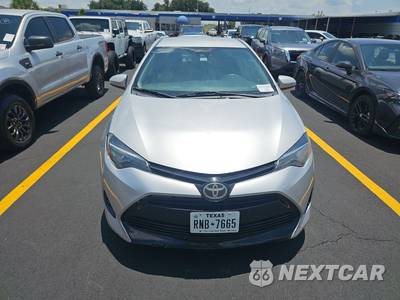 2018 Toyota Corolla LE Sedan - zdjęcie 2 z 37 - miniatura