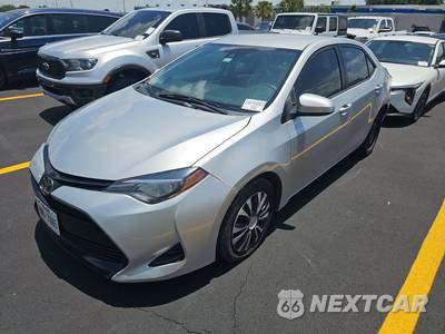 2018 Toyota Corolla LE Sedan - zdjęcie 1 z 37 - miniatura