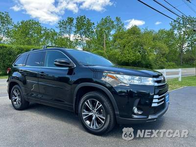 2018 Toyota Highlander LE Plus - zdjęcie 1 z 44 - miniatura