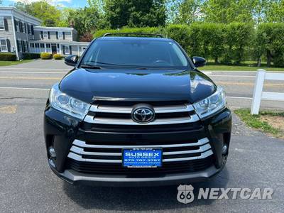 2018 Toyota Highlander LE Plus - zdjęcie 2 z 44 - miniatura