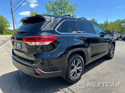 2018 Toyota Highlander LE Plus - zdjęcie 4 z 44 - miniatura