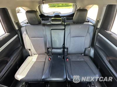 2018 Toyota Highlander LE Plus - zdjęcie 17 z 44 - miniatura