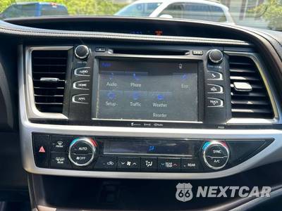 2018 Toyota Highlander LE Plus - zdjęcie 25 z 44 - miniatura