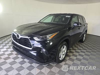 2025 Toyota Highlander LE - zdjęcie 1 z 17 - miniatura