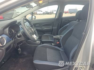 2025 Nissan Versa SV - zdjęcie 7 z 18 - miniatura