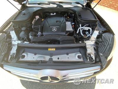 2019 Mercedes-Benz GLC 300 - zdjęcie 6 z 12 - miniatura