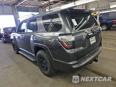 2013 Toyota 4Runner SR5 - zdjęcie 6 z 49 - miniatura