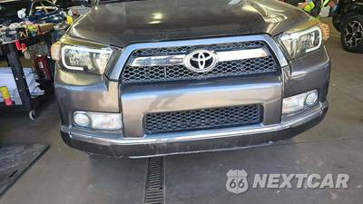 2013 Toyota 4Runner SR5 - zdjęcie 38 z 49 - miniatura