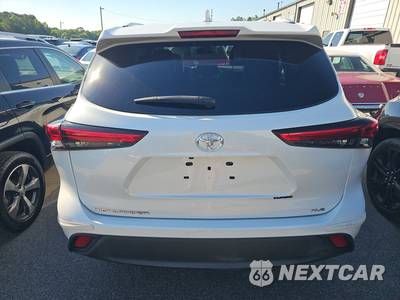 2023 Toyota Highlander XLE - zdjęcie 5 z 21 - miniatura